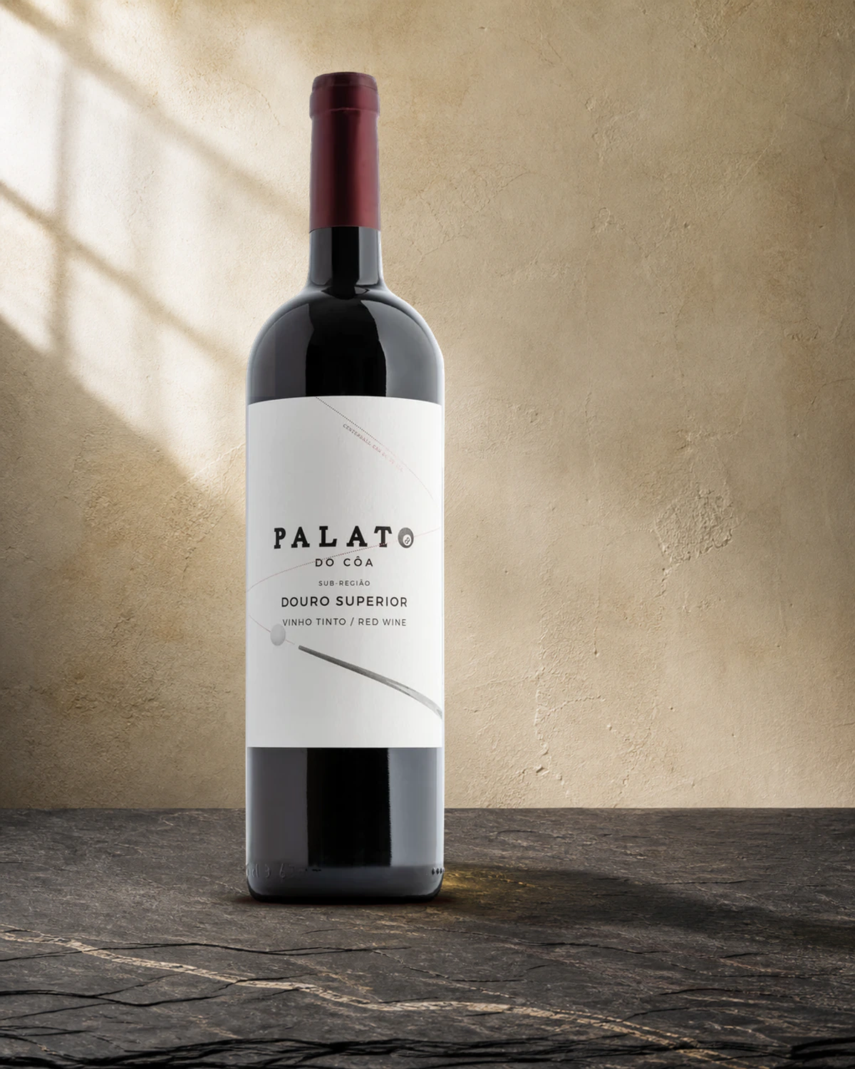 Palato do Côa Tinto — a garrafa em cena